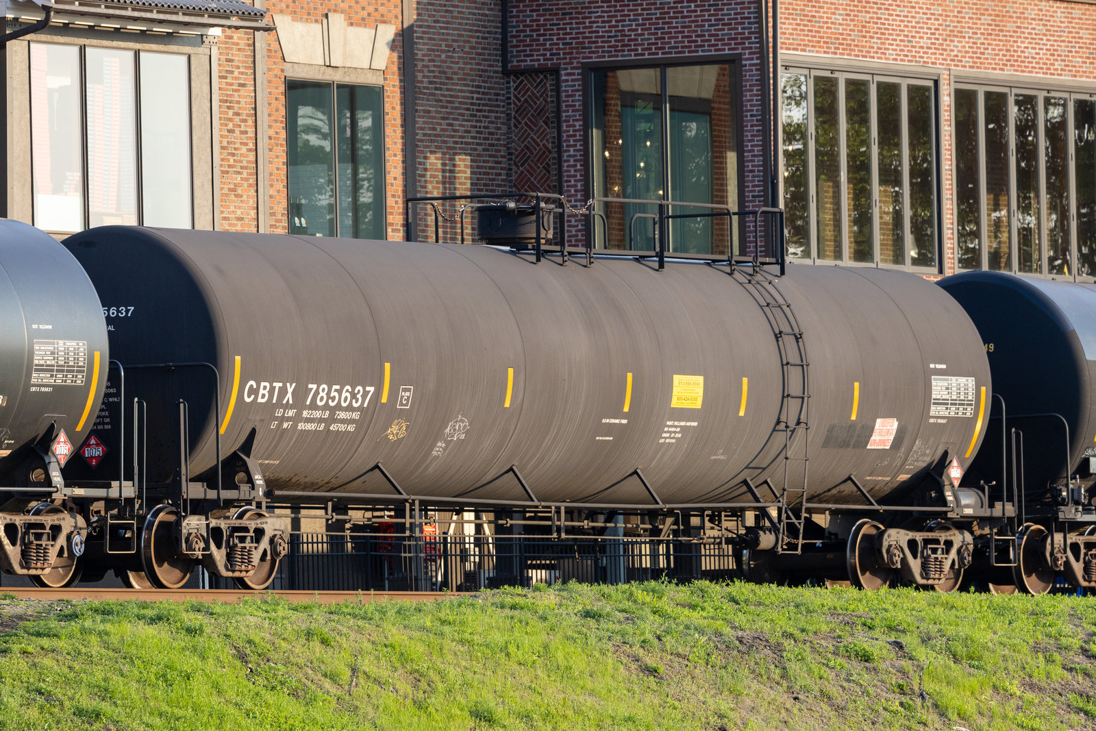 CBTX 785637