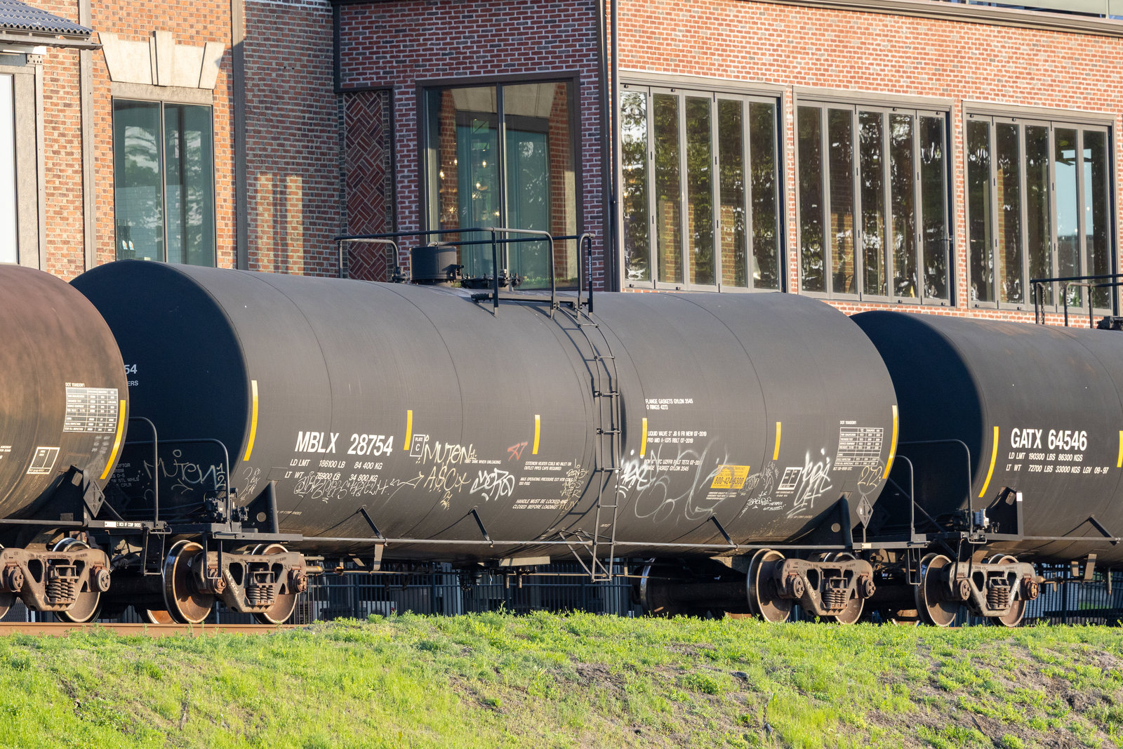 MBLX 28754