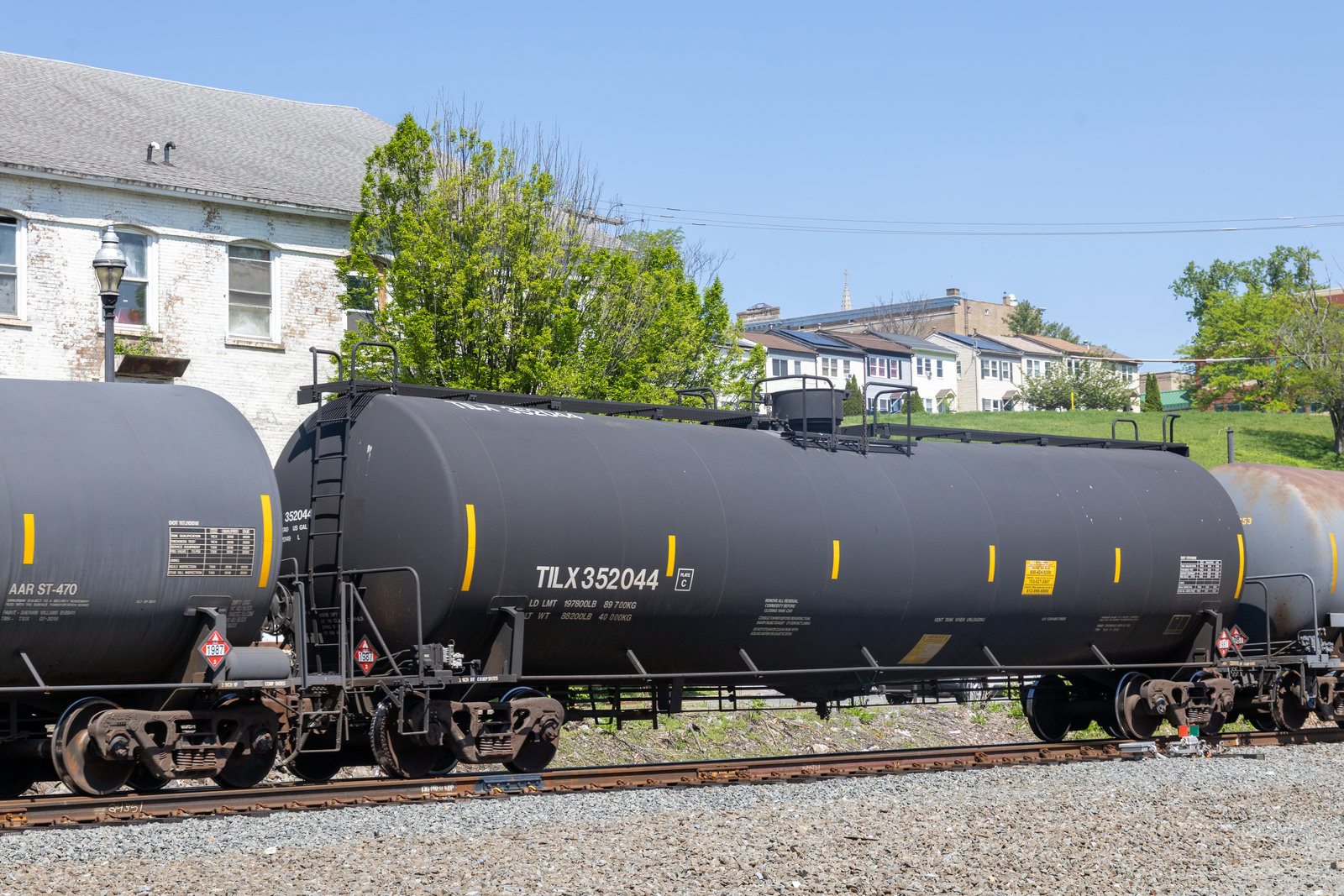 TILX 352044