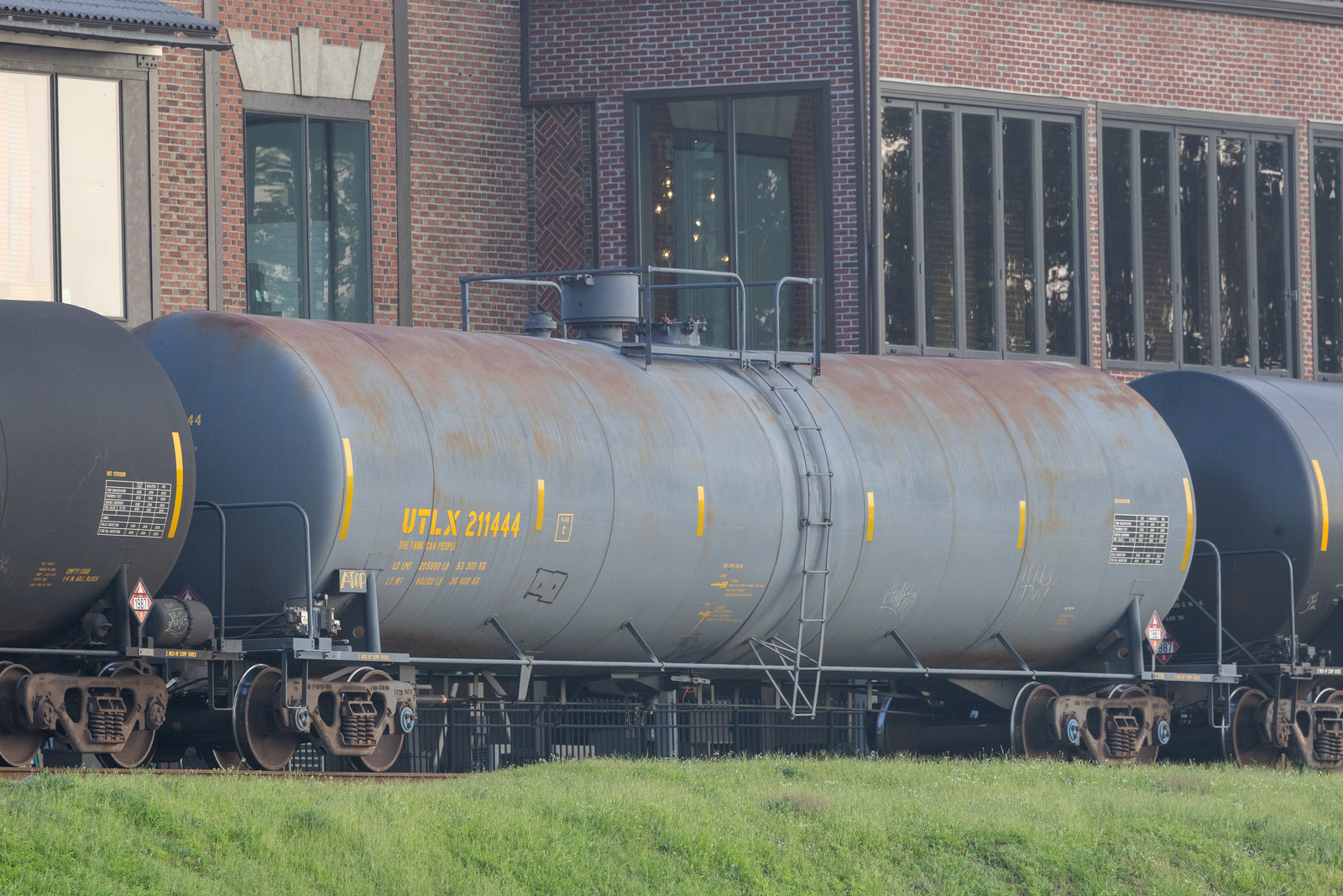 UTLX 211444