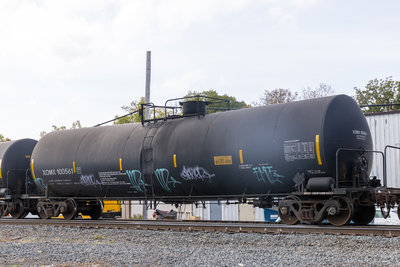 XOMX 100561