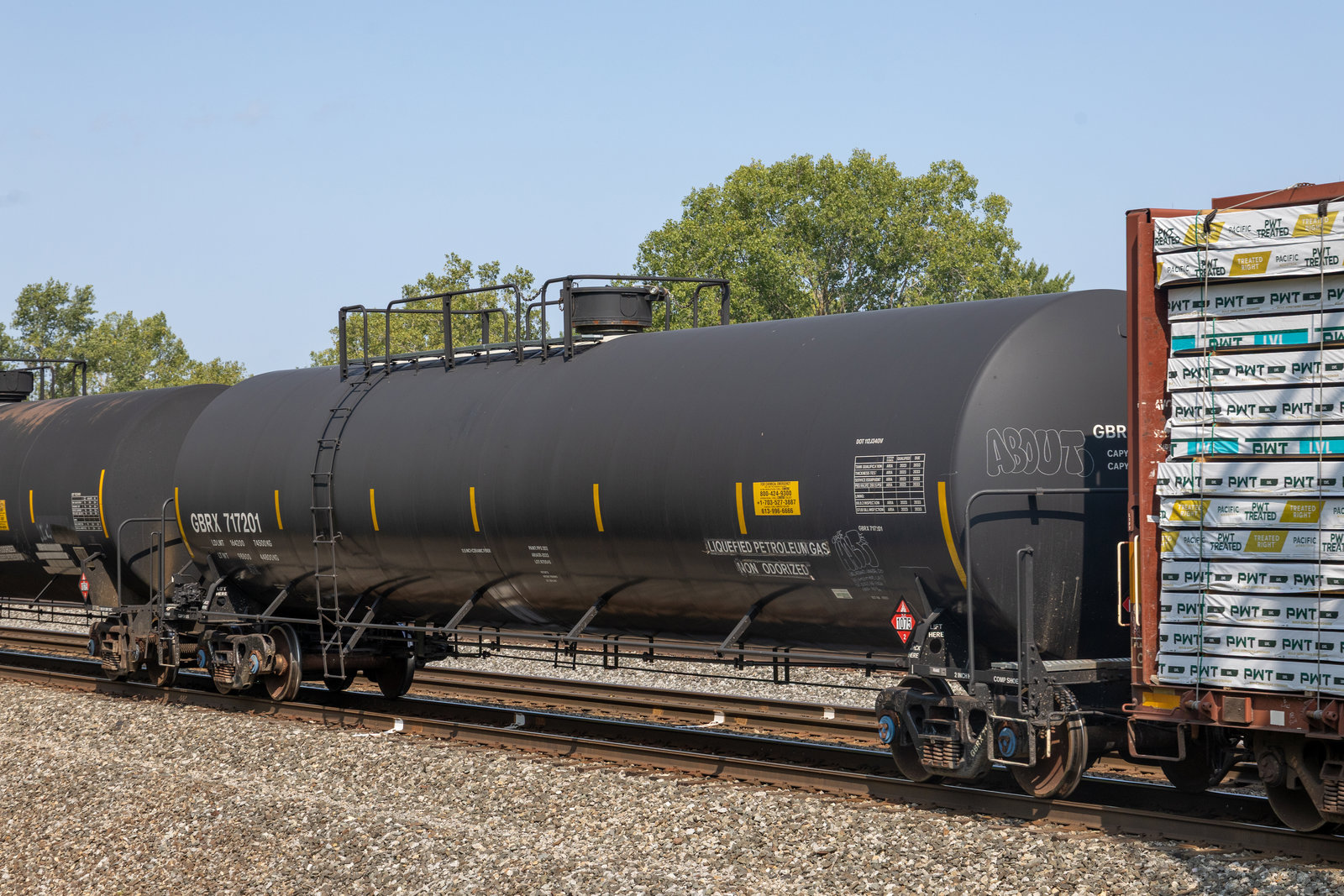 GBRX 717201