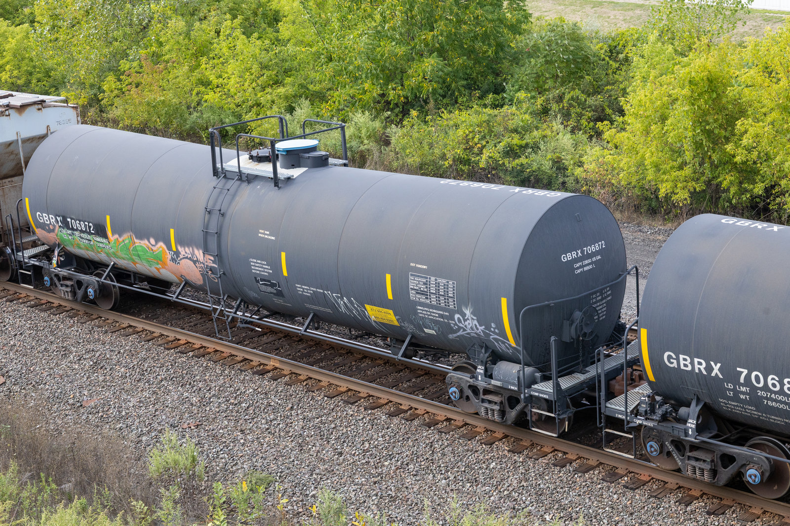 GBRX 706872