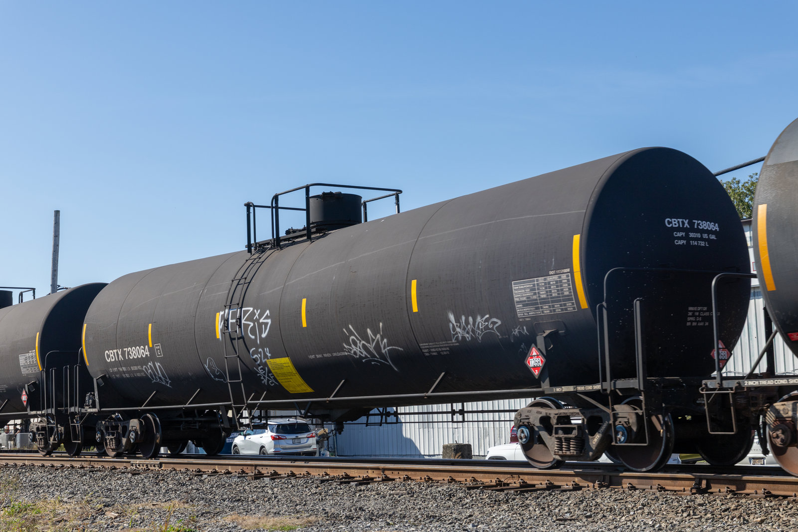 CBTX 738064