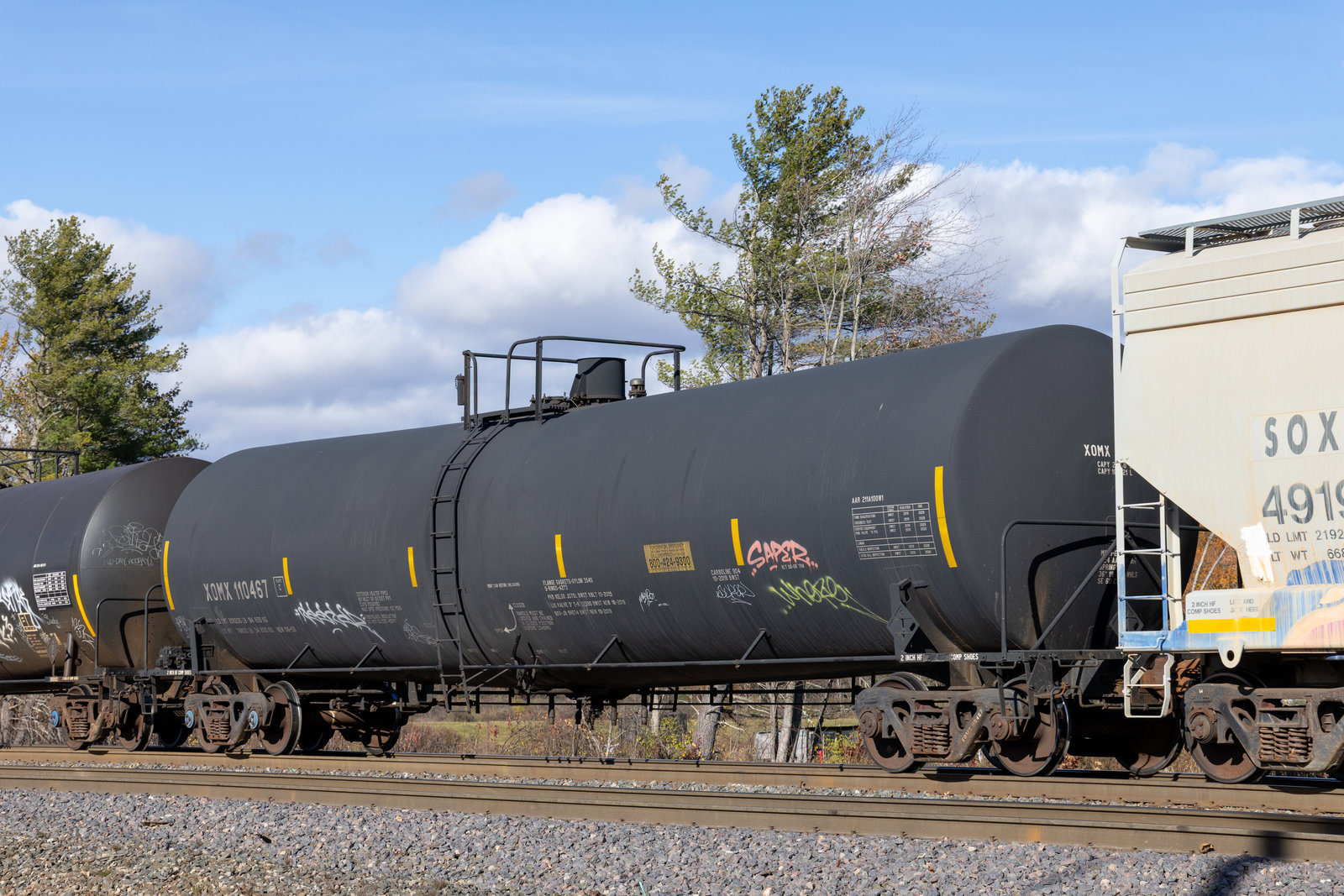 XOMX 110467