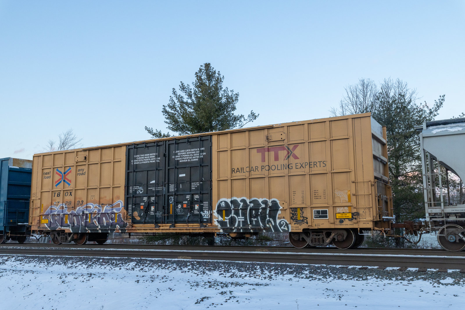 TBOX 672903