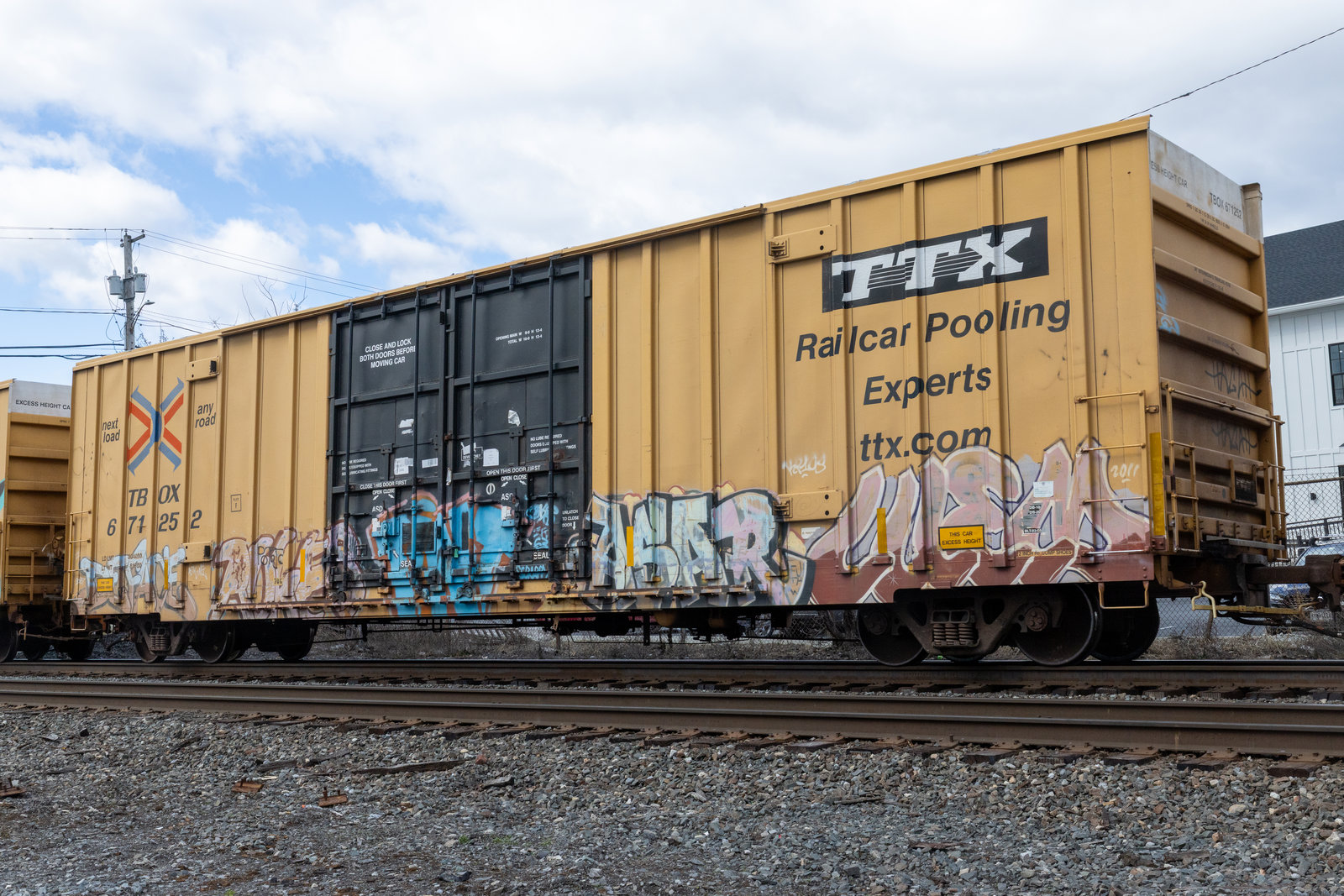 TBOX 671252
