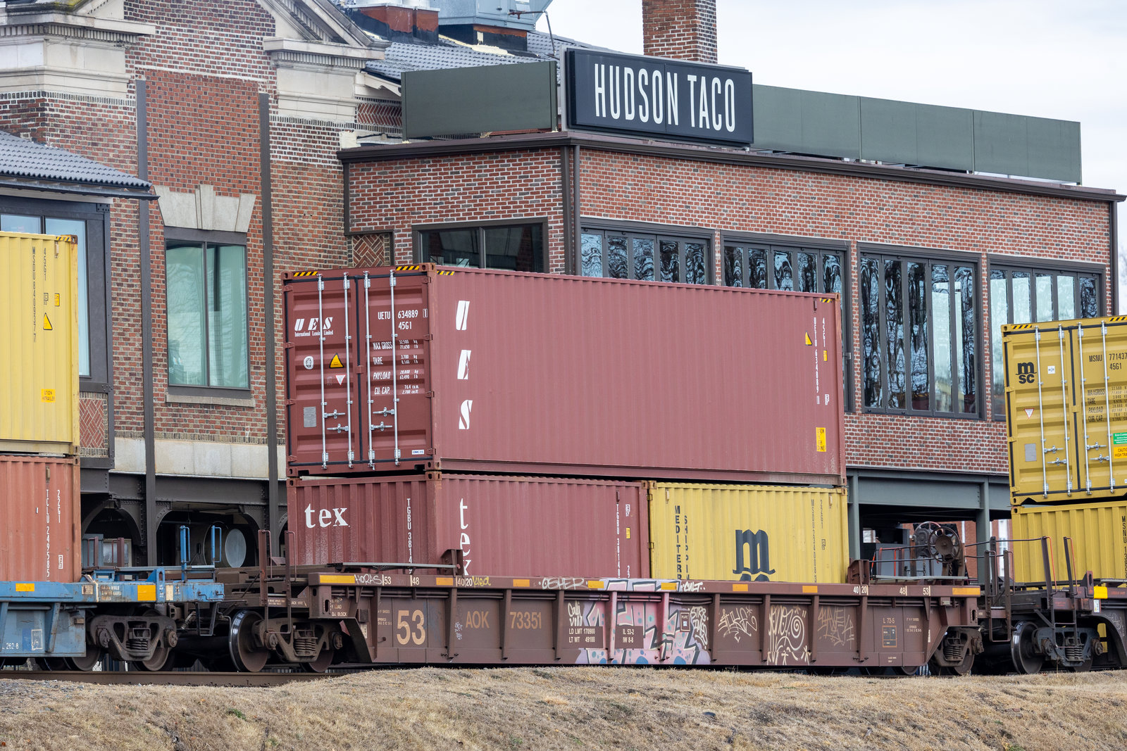 AOK 73351