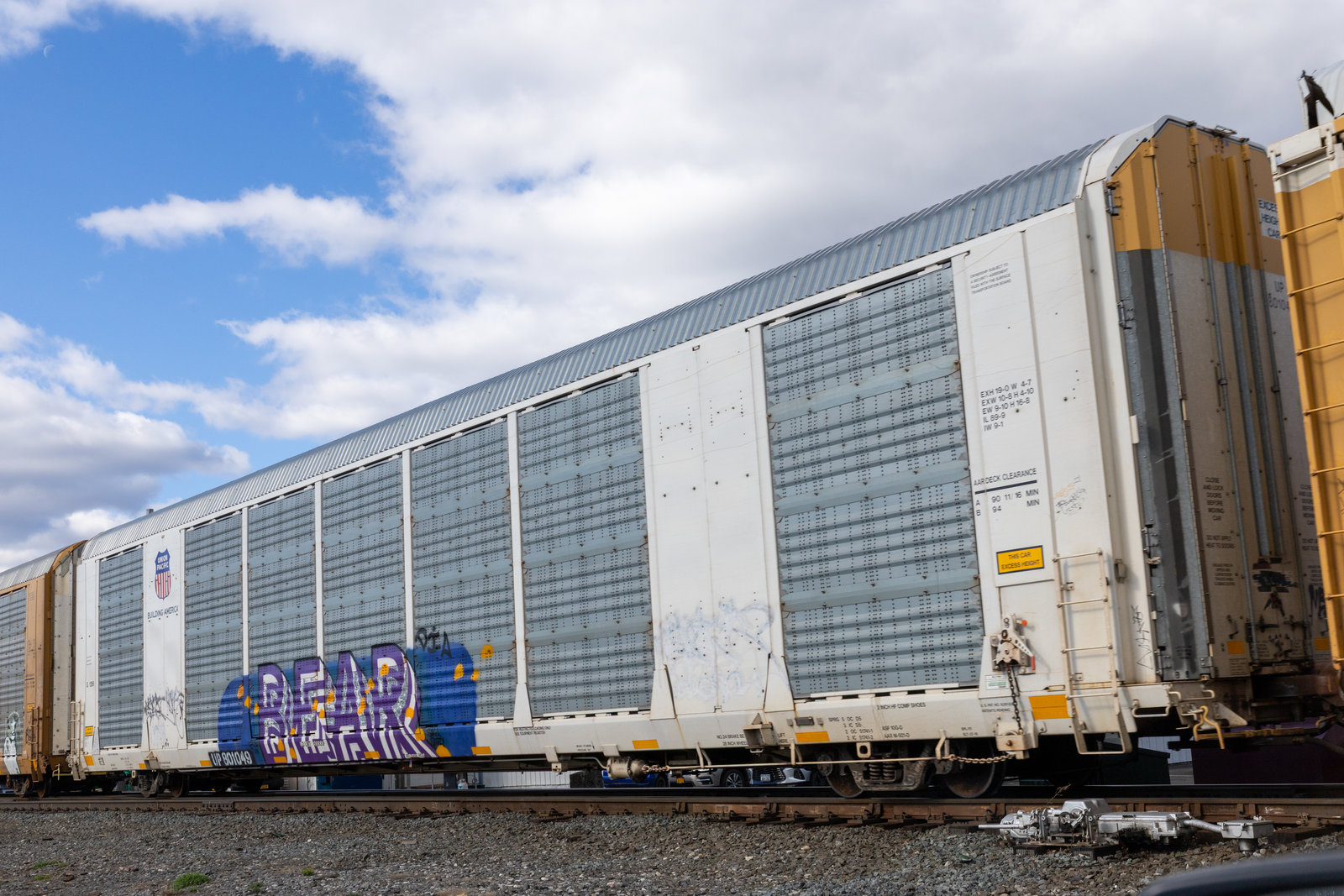 UP 801049