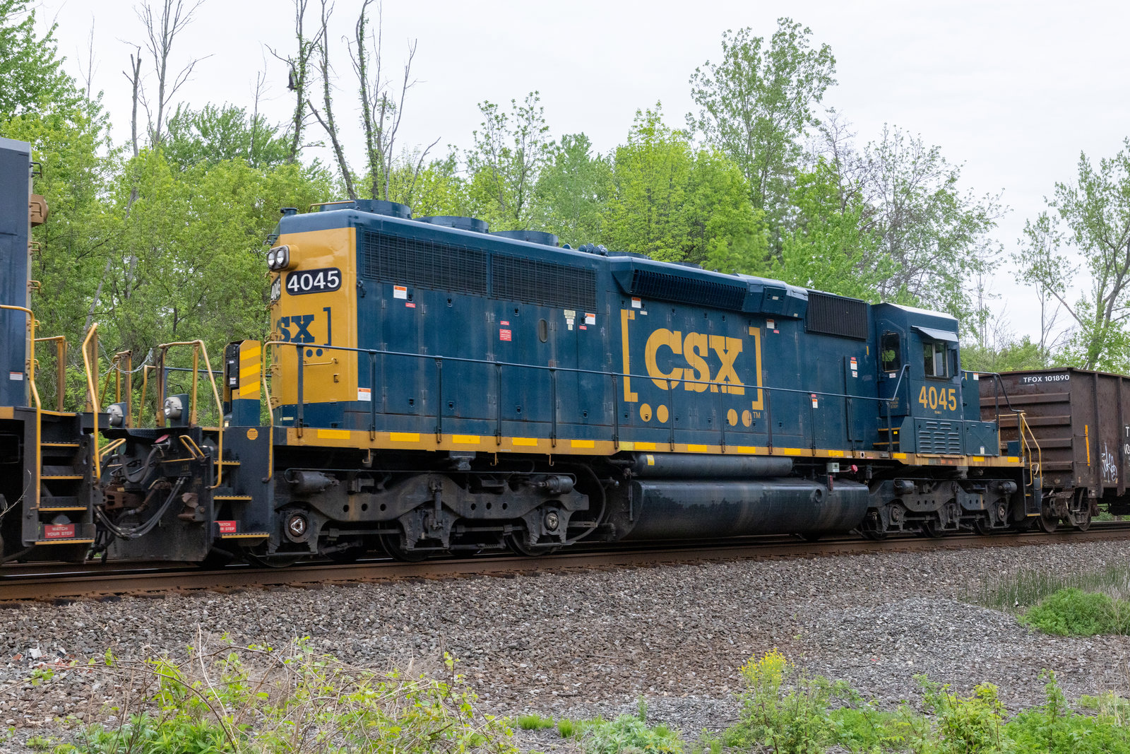 CSXT 4045