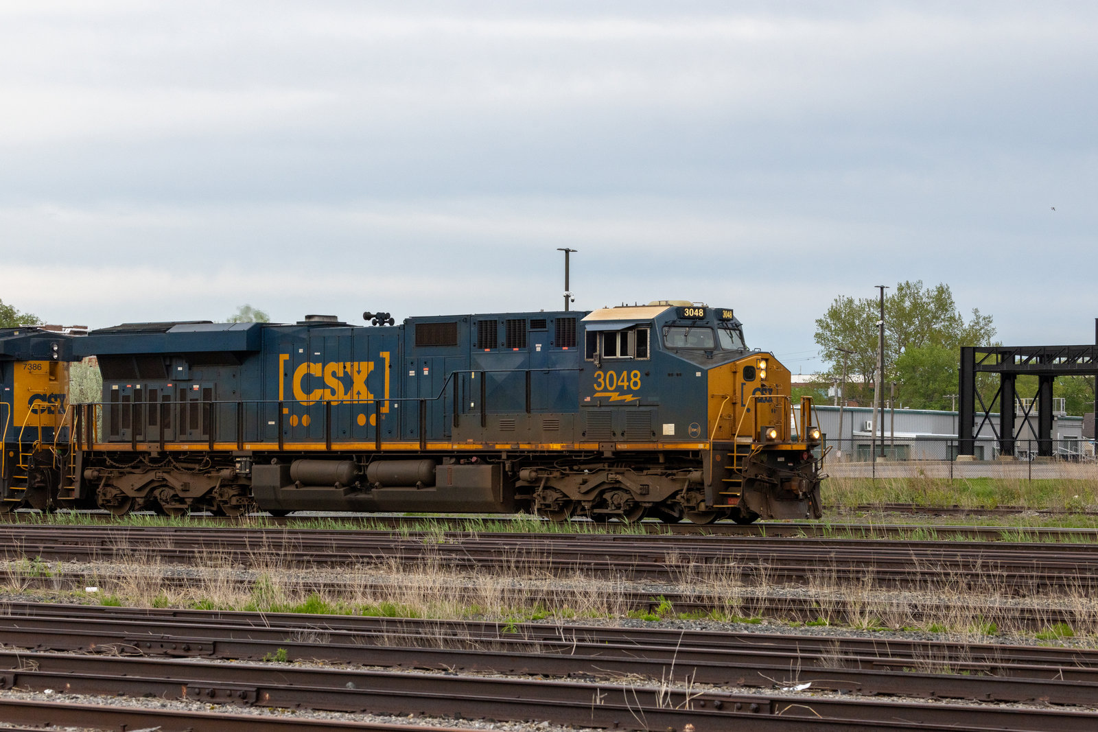 CSXT 3048