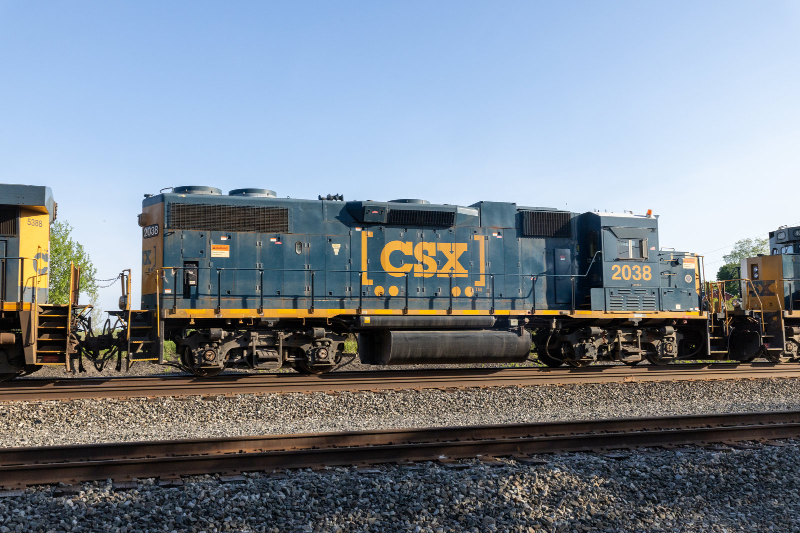 CSXT 2038