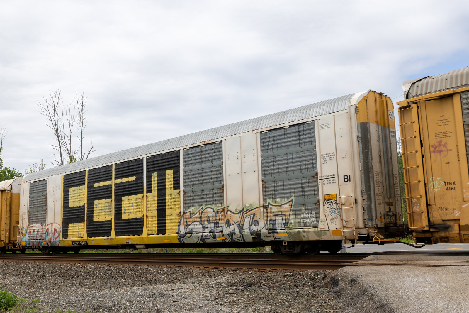 UCRY 1049