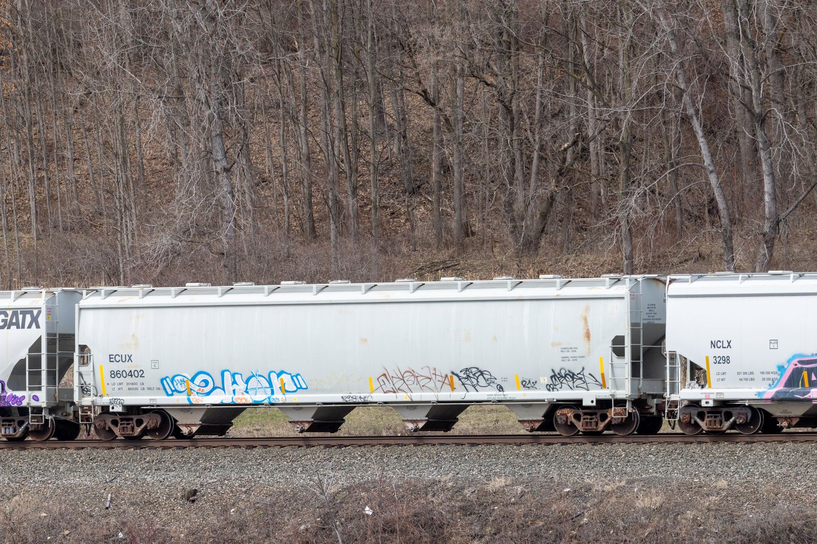 ECUX 86040