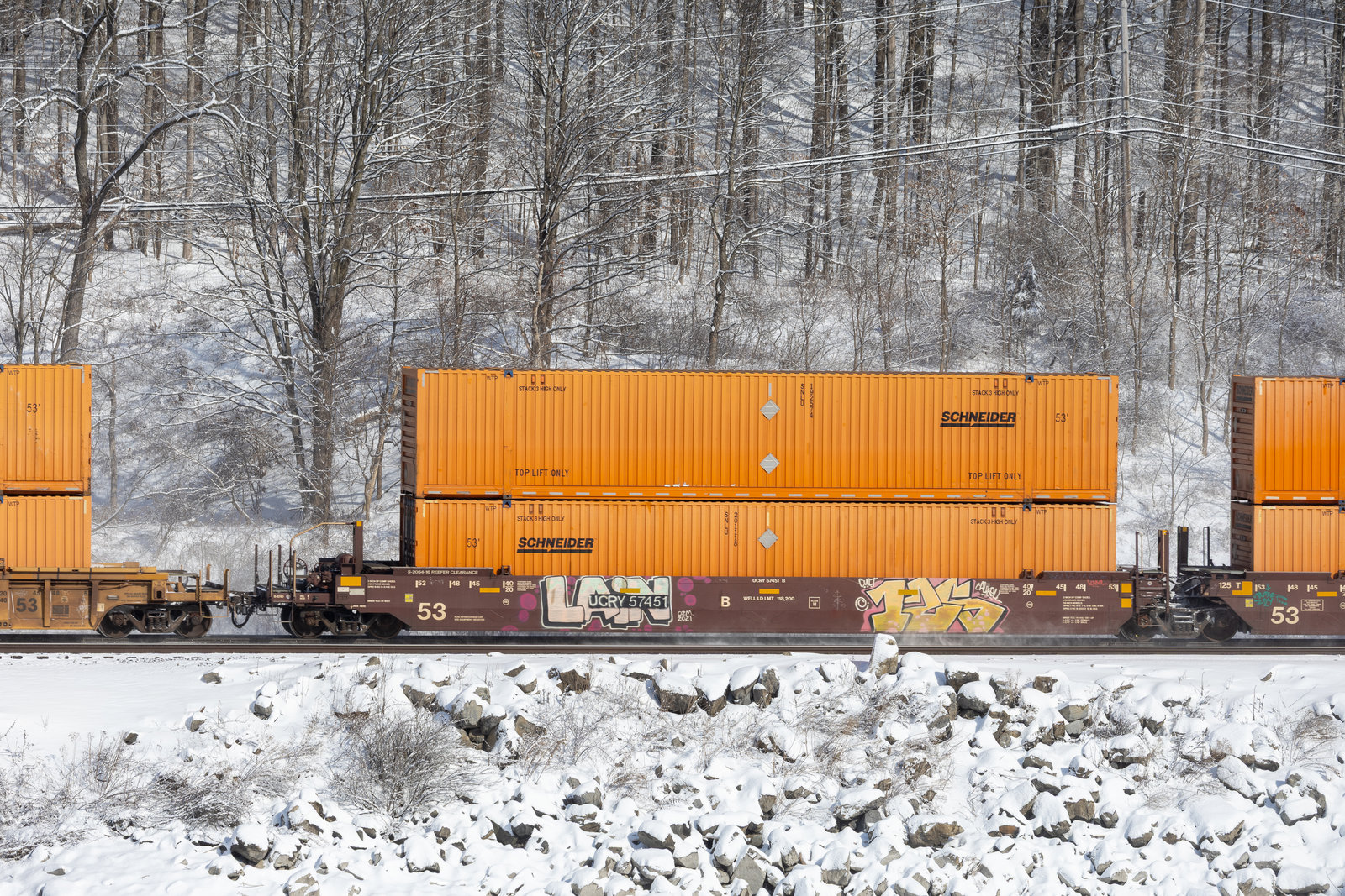 UCRY 57451B