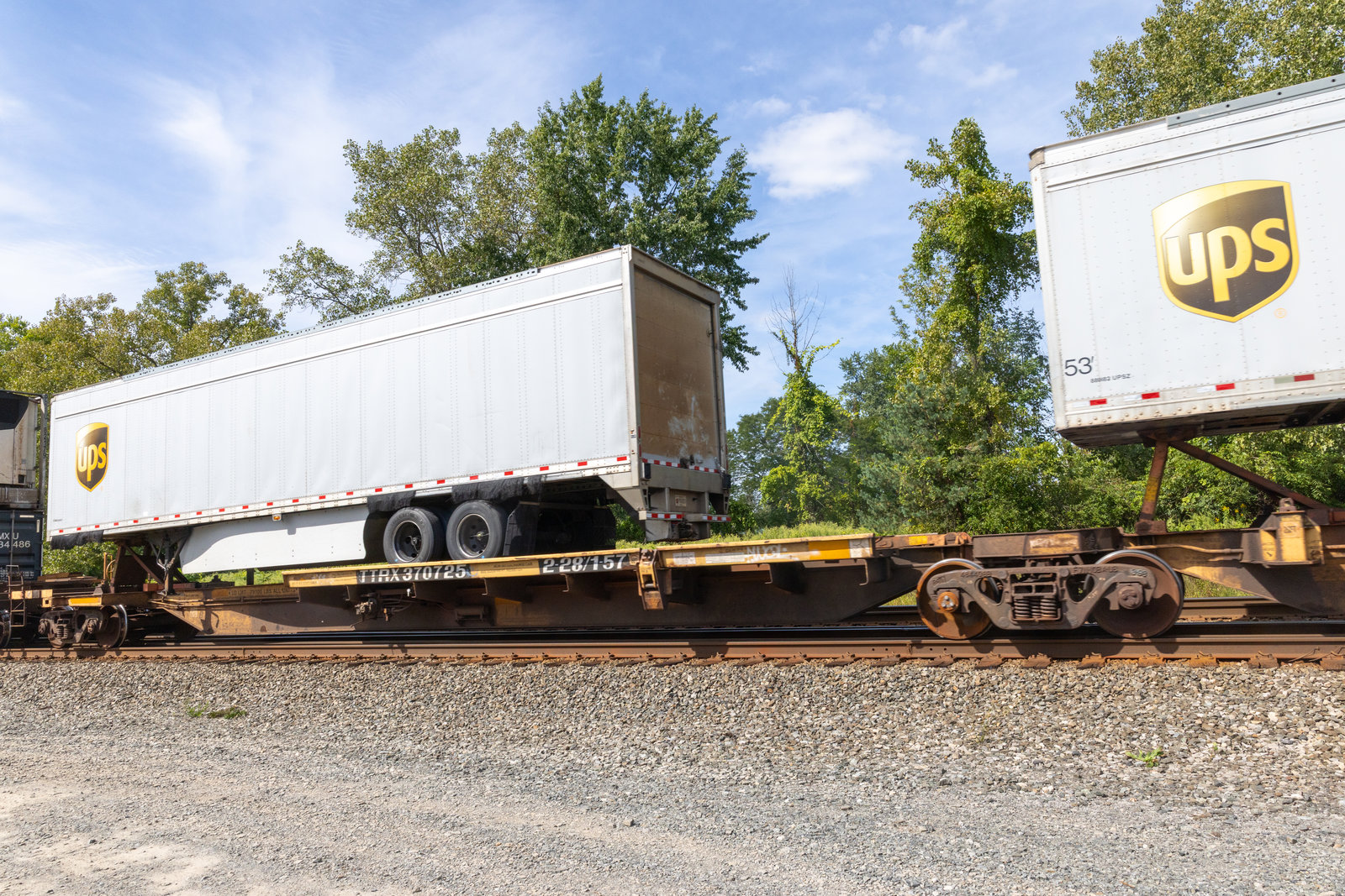 TTRX 370725B