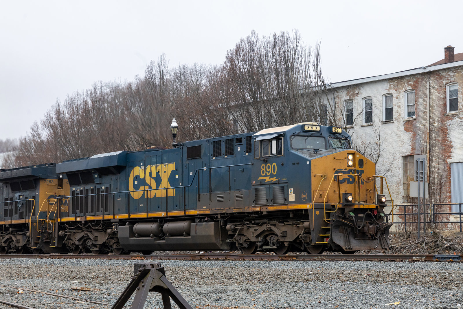 CSXT 890