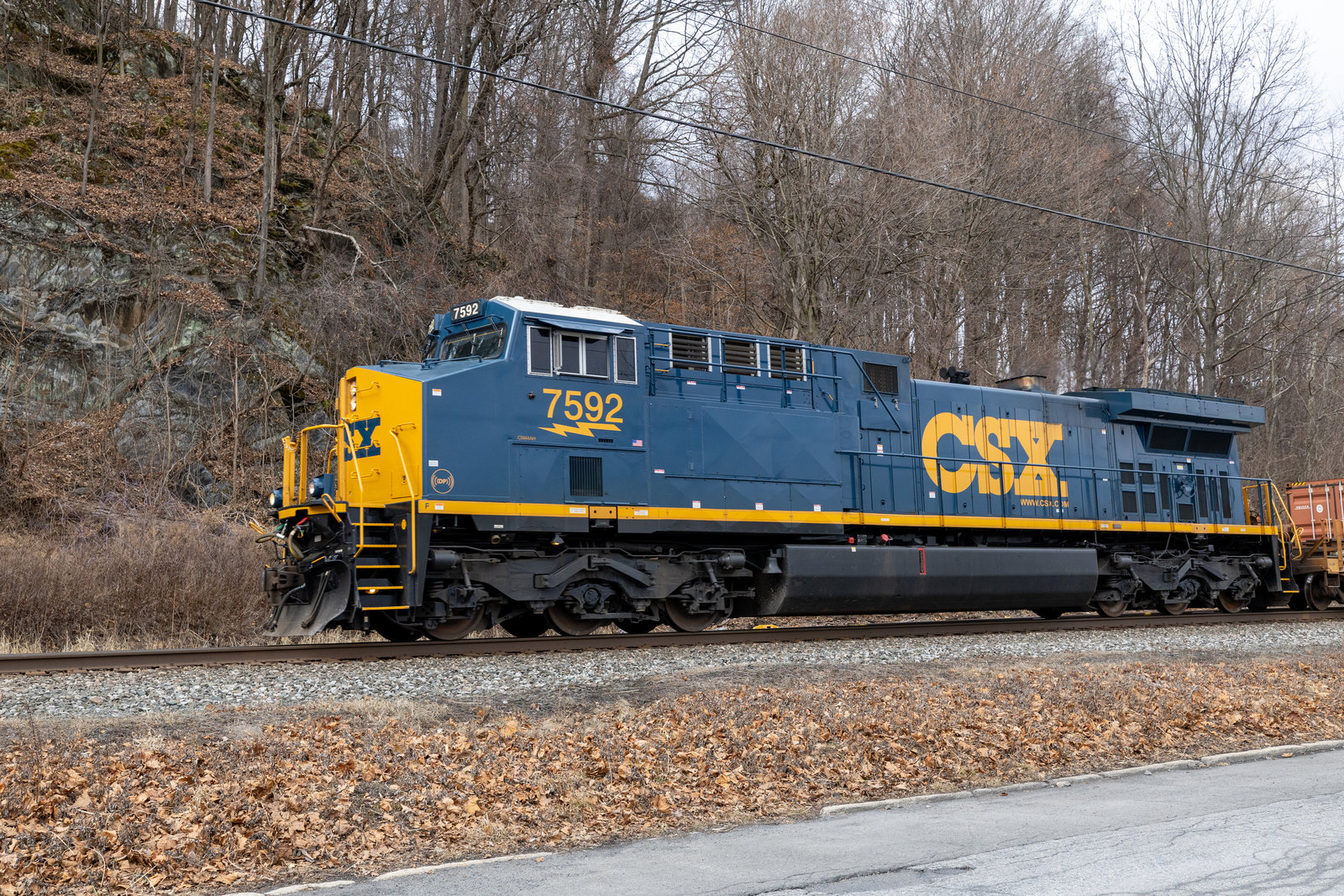CSXT 7592