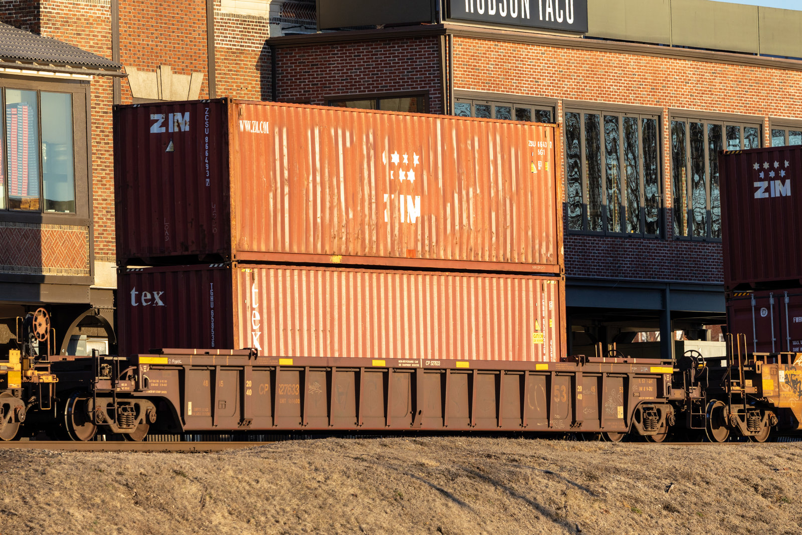 CP 527633