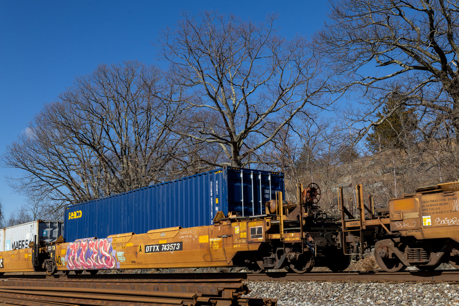 DTTX 743573A